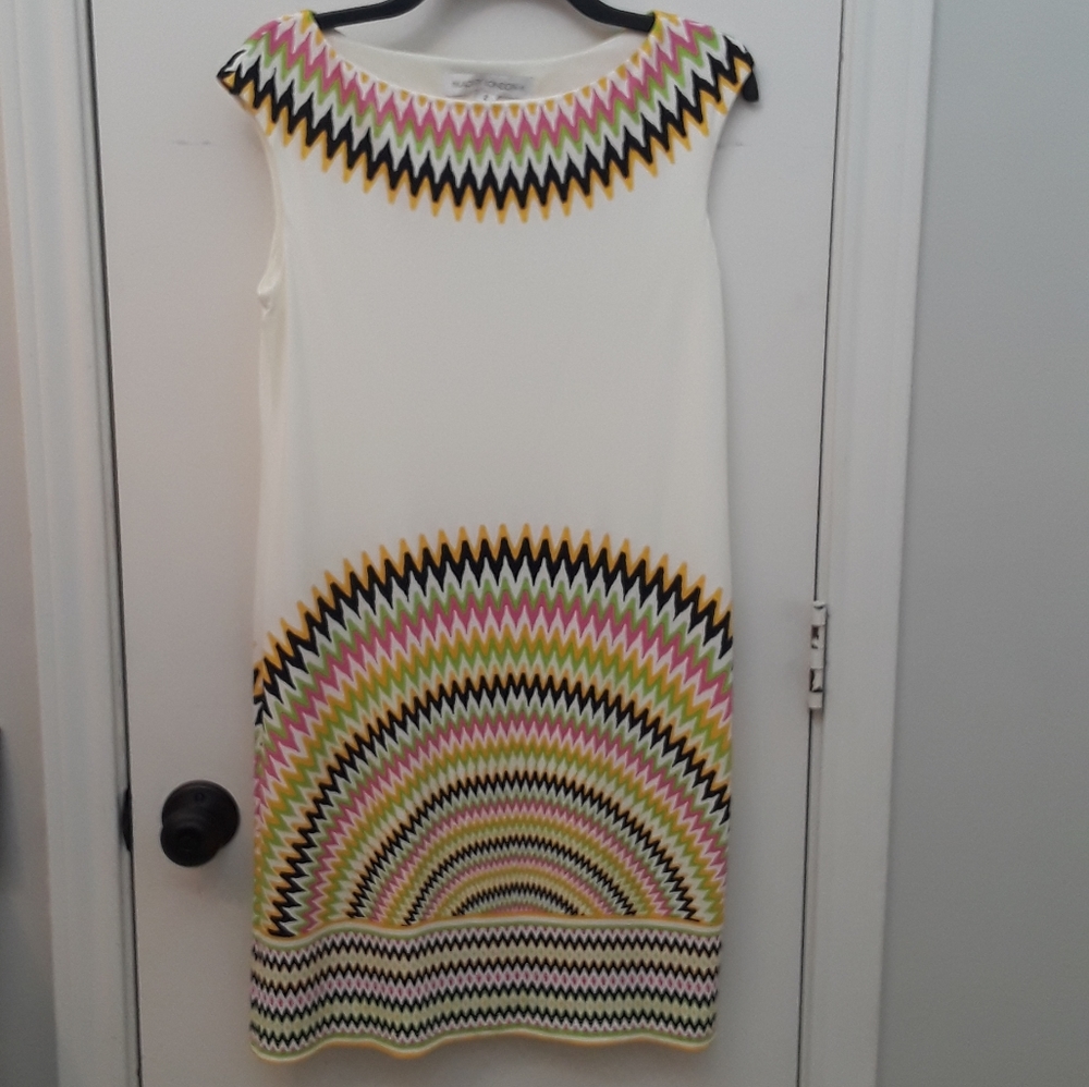 MAGGIE LONDON Retro Mod Dress